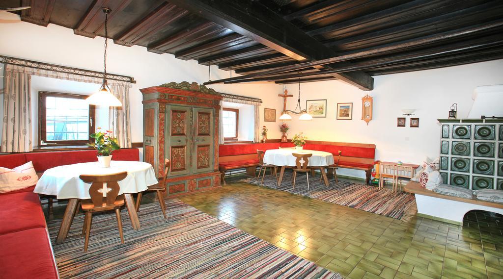 Oberdeutinghof Apartment Saalfelden ภายนอก รูปภาพ