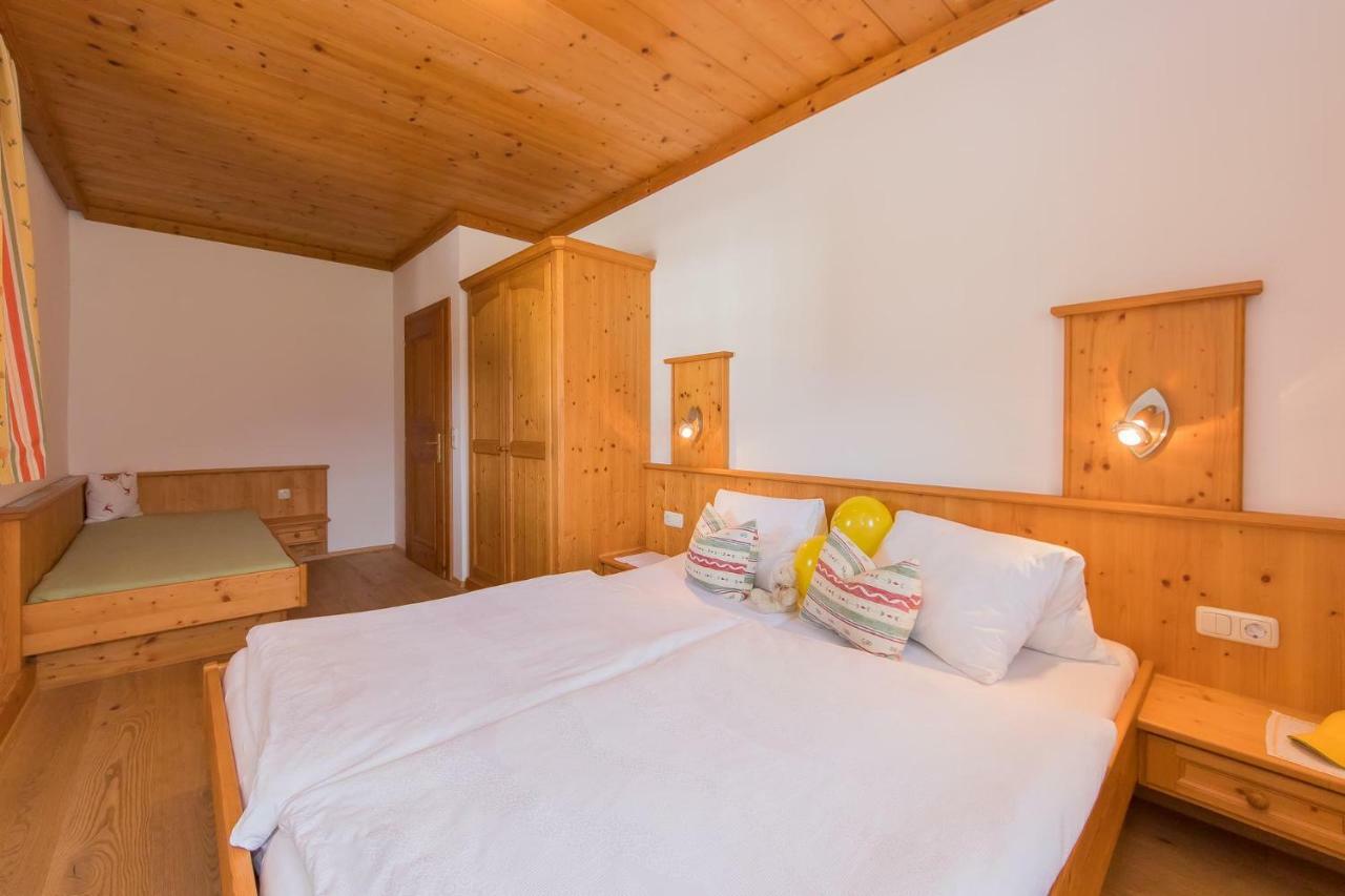 Oberdeutinghof Apartment Saalfelden ภายนอก รูปภาพ