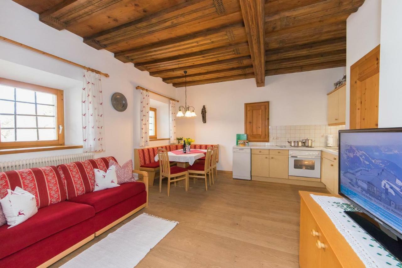 Oberdeutinghof Apartment Saalfelden ภายนอก รูปภาพ