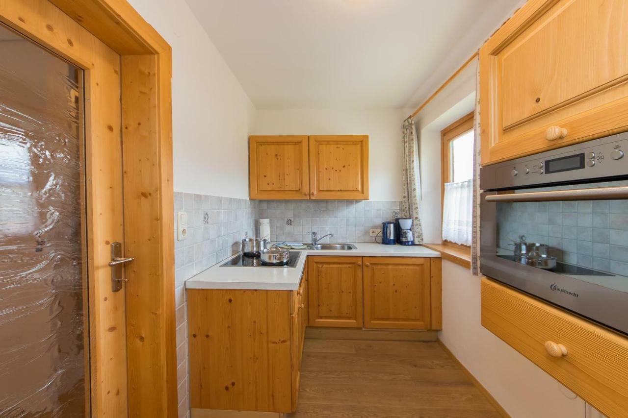 Oberdeutinghof Apartment Saalfelden ภายนอก รูปภาพ