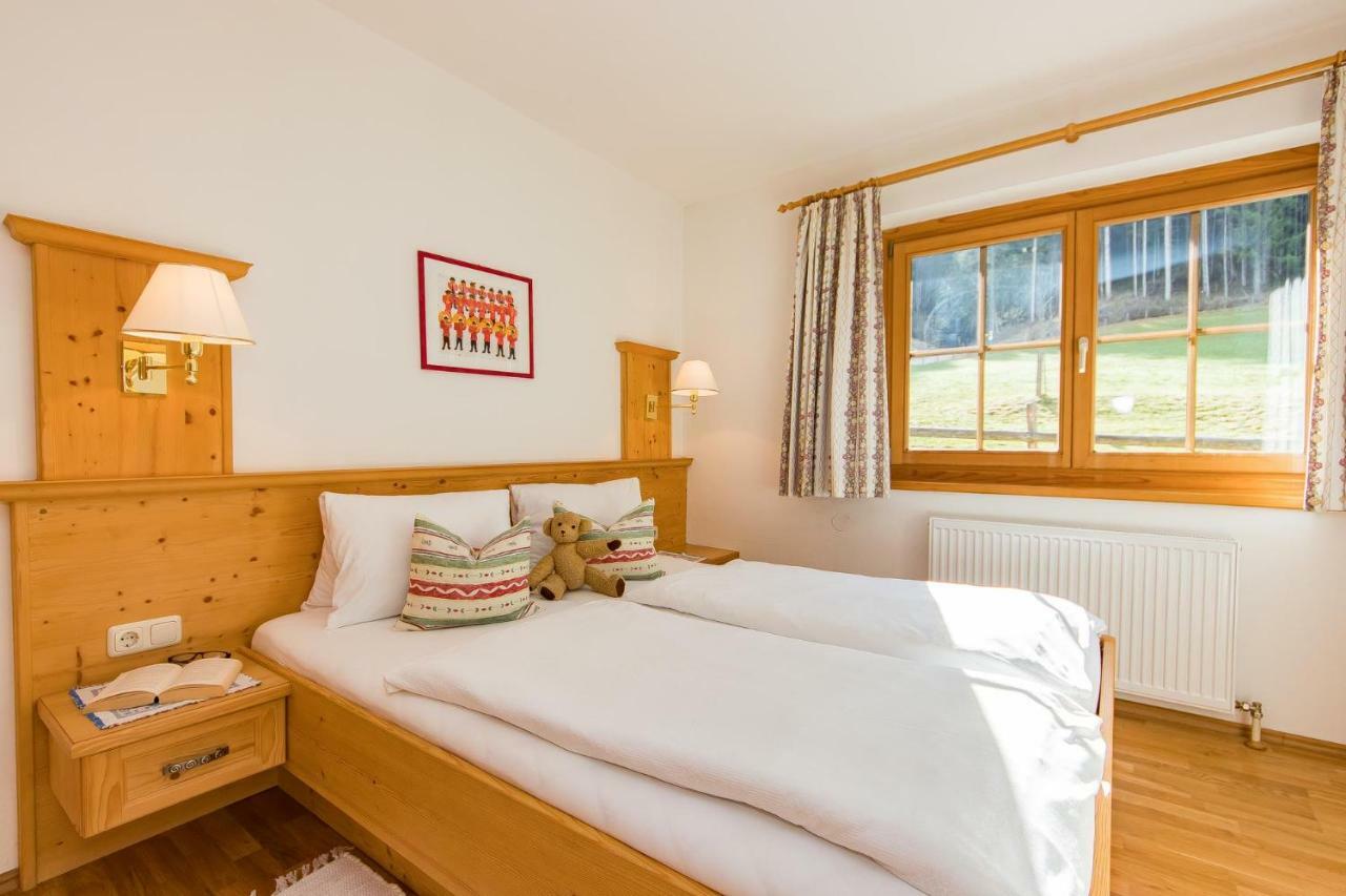 Oberdeutinghof Apartment Saalfelden ภายนอก รูปภาพ